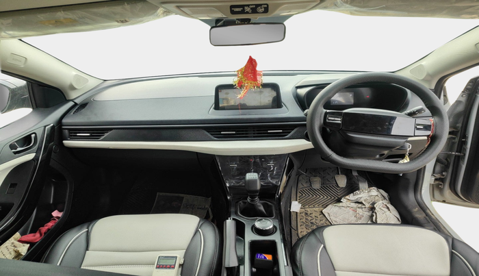 2024 Tata NEXON PURE 1.2 PETROL, Petrol, Manual, 10,106 km, interior