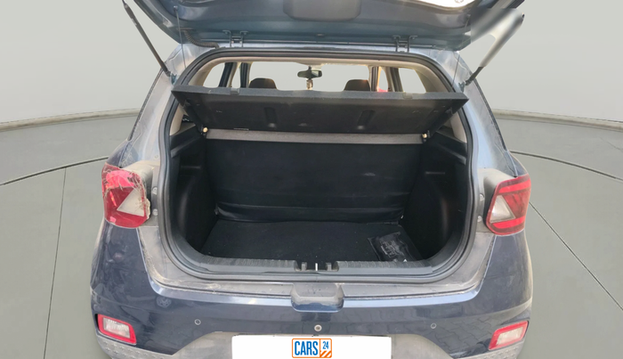 2020 Hyundai VENUE S 1.2, Petrol, Manual, 46,372 km, exterior