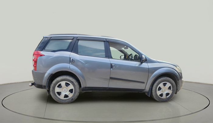 2013 Mahindra XUV500 W6, Diesel, Manual, 1,01,171 km, exterior