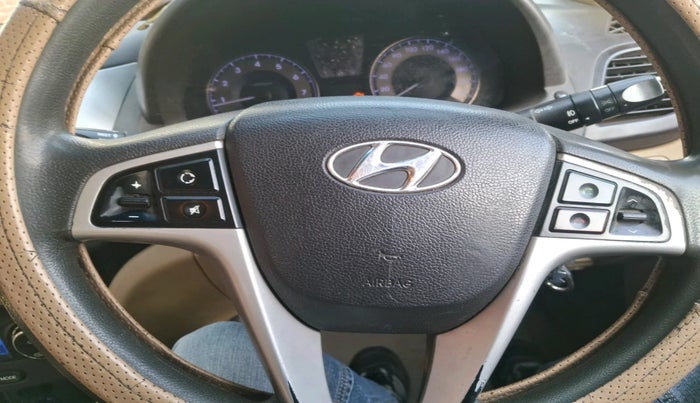 2011 Hyundai Verna FLUIDIC 1.6 VTVT SX, Petrol, Manual, 1,45,651 km, interior