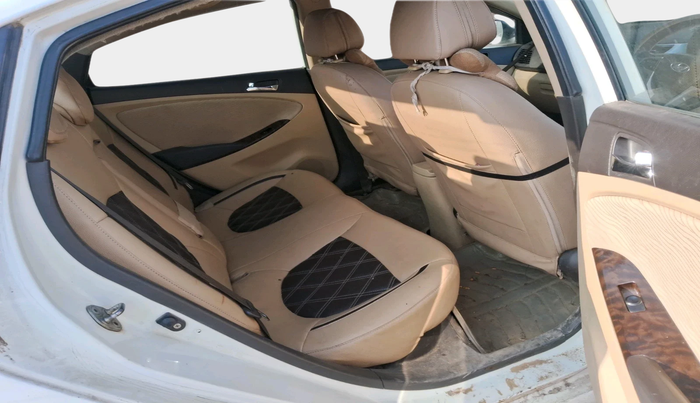 2011 Hyundai Verna FLUIDIC 1.6 VTVT SX, Petrol, Manual, 1,45,651 km, interior