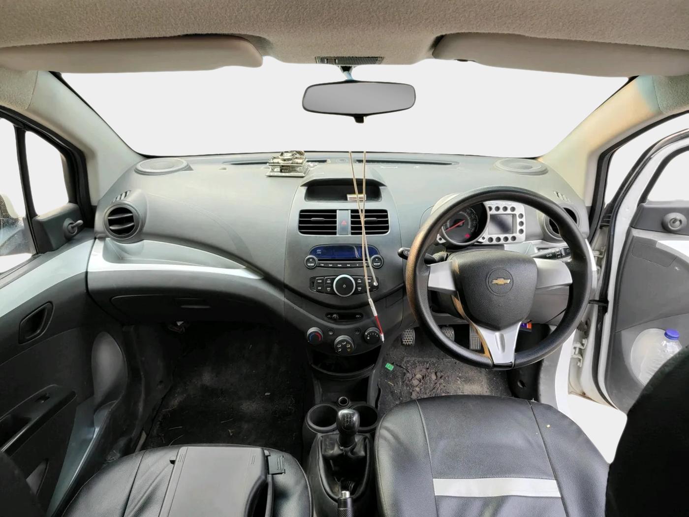 2014 Chevrolet Beat LT PETROL, Petrol, Manual, 70,000 km, interior