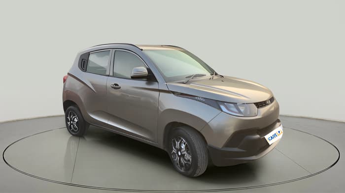 2017 Mahindra Kuv100 K4 6 STR, Petrol, Manual, 71,561 km, exterior