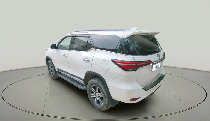 2022 Toyota Fortuner 4X2 AT 2.8 DIESEL, Diesel, Automatic, 66,837 km, exterior