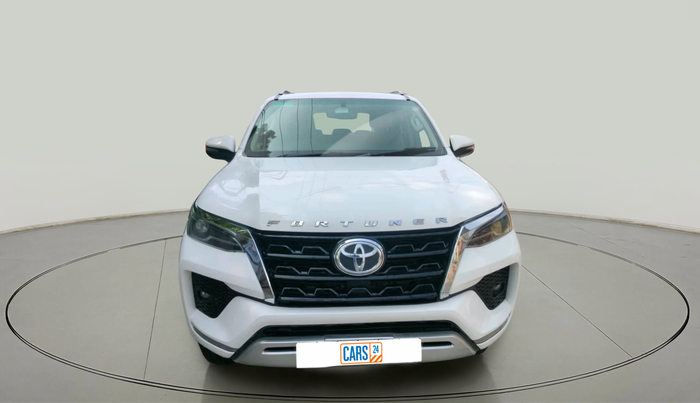 2022 Toyota Fortuner 4X2 AT 2.8 DIESEL, Diesel, Automatic, 66,837 km, exterior