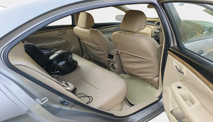 2019 Maruti Ciaz DELTA DIESEL 1.5, Diesel, Manual, 59,034 km, interior