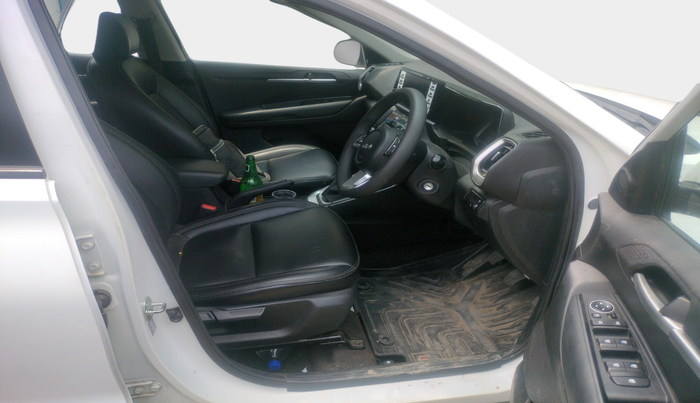 2023 KIA SONET HTK PLUS 1.2, Petrol, Manual, 11,469 km, interior