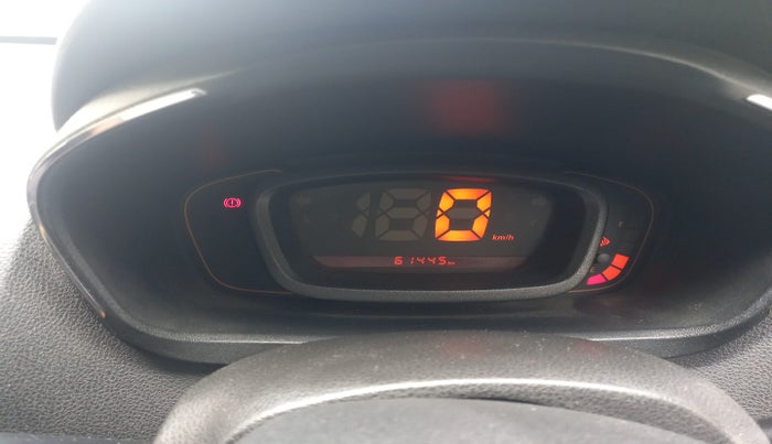 2017 Renault Kwid CLIMBER 1.0, Petrol, Manual, 61,445 km, interior