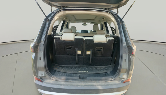 2021 Tata Safari XZA PLUS, Diesel, Automatic, 1,53,691 km, exterior
