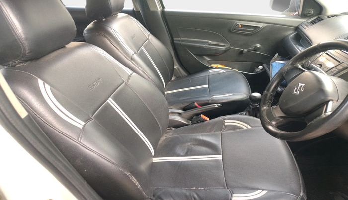 2014 Maruti Swift LXI, Petrol, Manual, 68,371 km, interior
