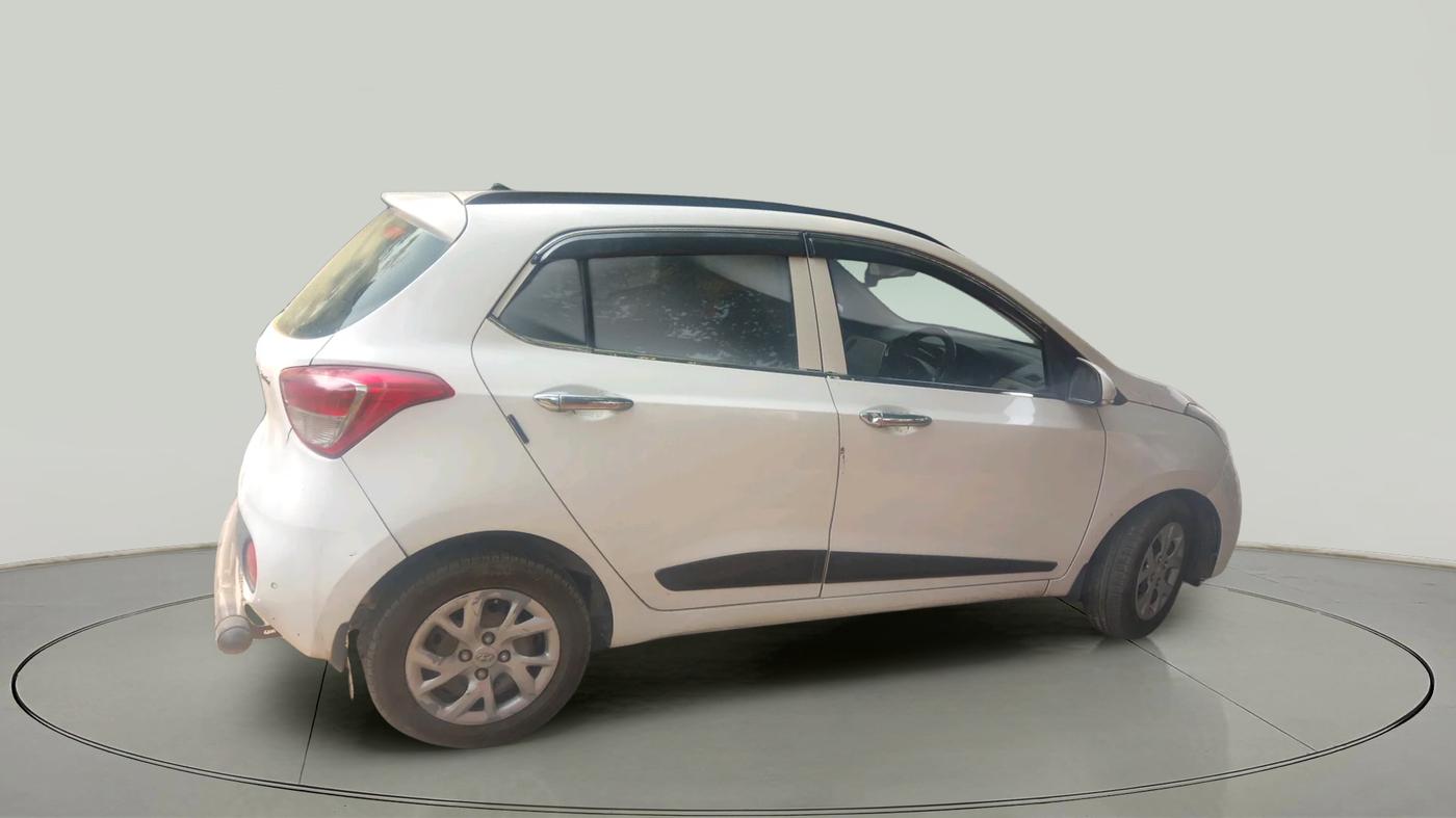 2018 Hyundai Grand i10 SPORTZ 1.2 KAPPA VTVT, Petrol, Manual, 1,12,740 km, exterior