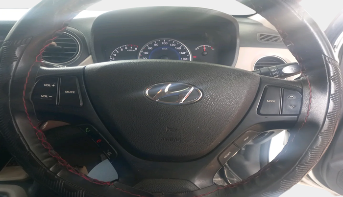 2018 Hyundai Grand i10 SPORTZ 1.2 KAPPA VTVT, Petrol, Manual, 1,12,740 km, interior