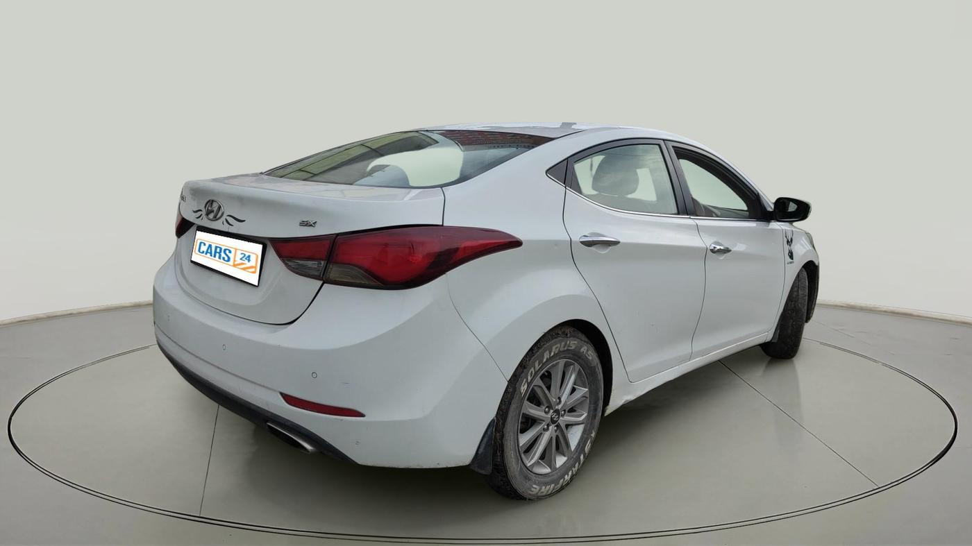 2016 Hyundai New Elantra 1.6 SX MT DIESEL, Diesel, Manual, 1,06,040 km, exterior
