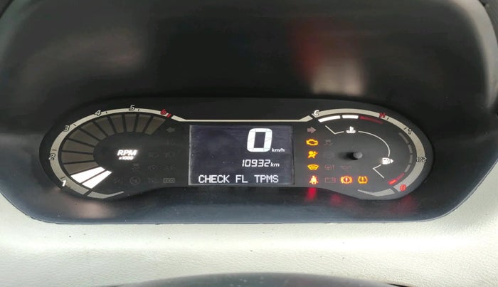 2023 Nissan MAGNITE XE, Petrol, Manual, 10,932 km, interior