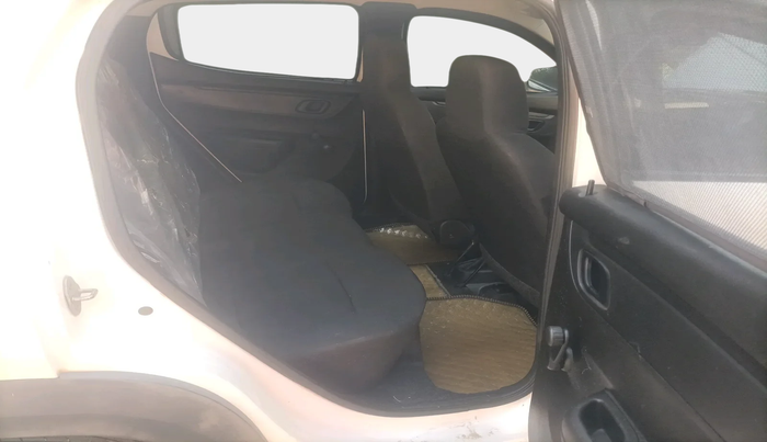 2018 Renault Kwid RXT 1.0, Petrol, Manual, 67,570 km, interior