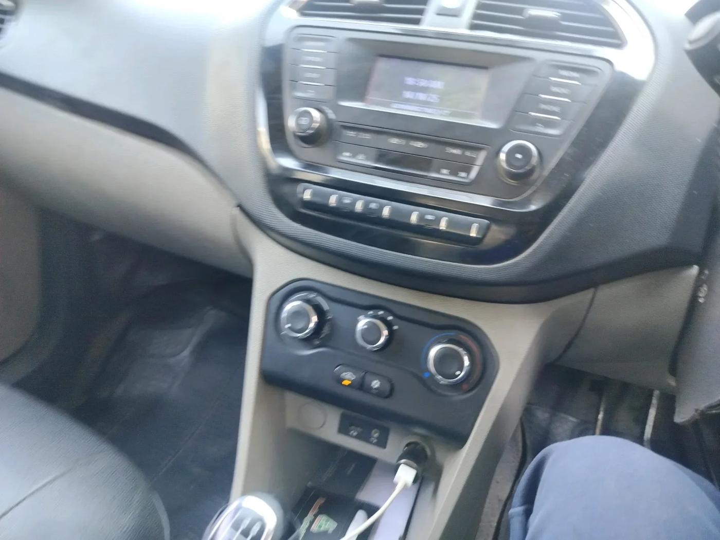 2018 Tata Tiago XZ DIESEL, Diesel, Manual, 79,101 km, interior