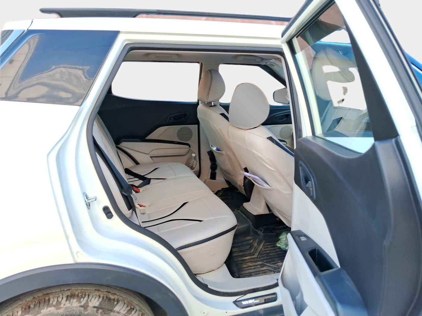 2023 Mahindra XUV300 W6 1.5 Sunroof Diesel, Diesel, Manual, 38,510 km, interior