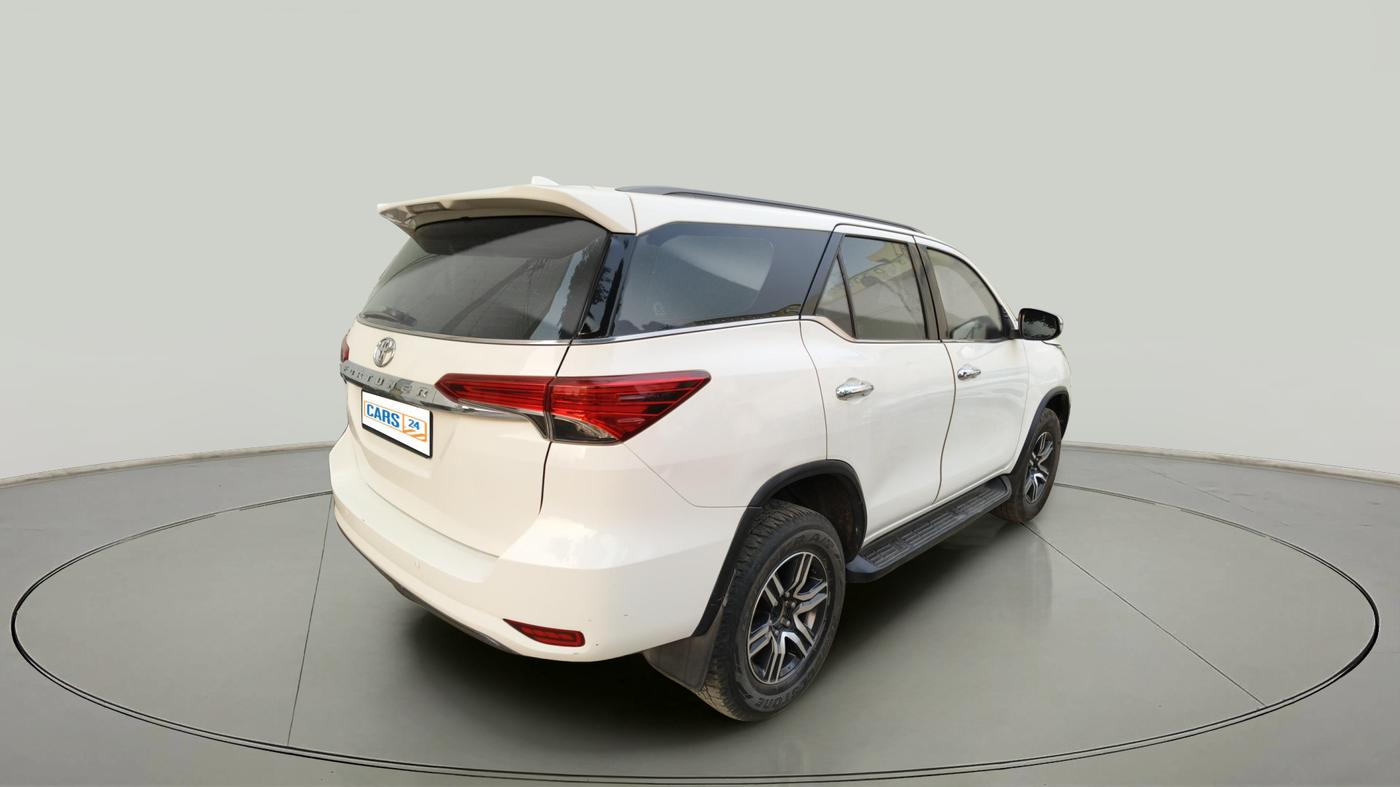 2017 Toyota Fortuner 2.8 4X2 AT, Diesel, Automatic, 47,313 km, exterior