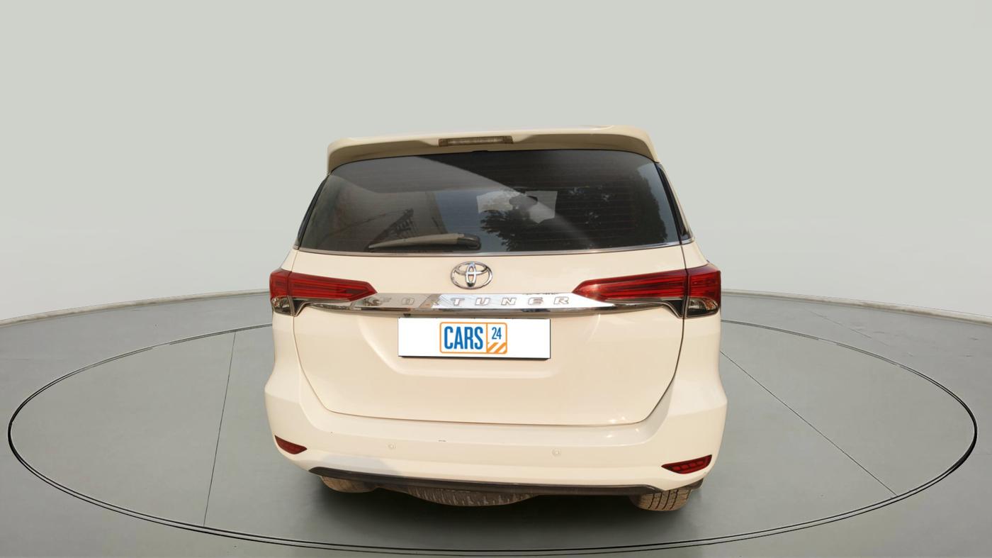 2017 Toyota Fortuner 2.8 4X2 AT, Diesel, Automatic, 47,313 km, exterior