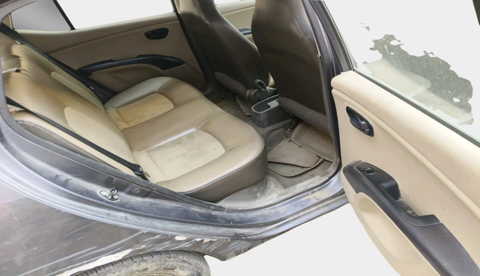 2014 Hyundai i10 MAGNA 1.1, Petrol, Manual, 62,916 km, interior