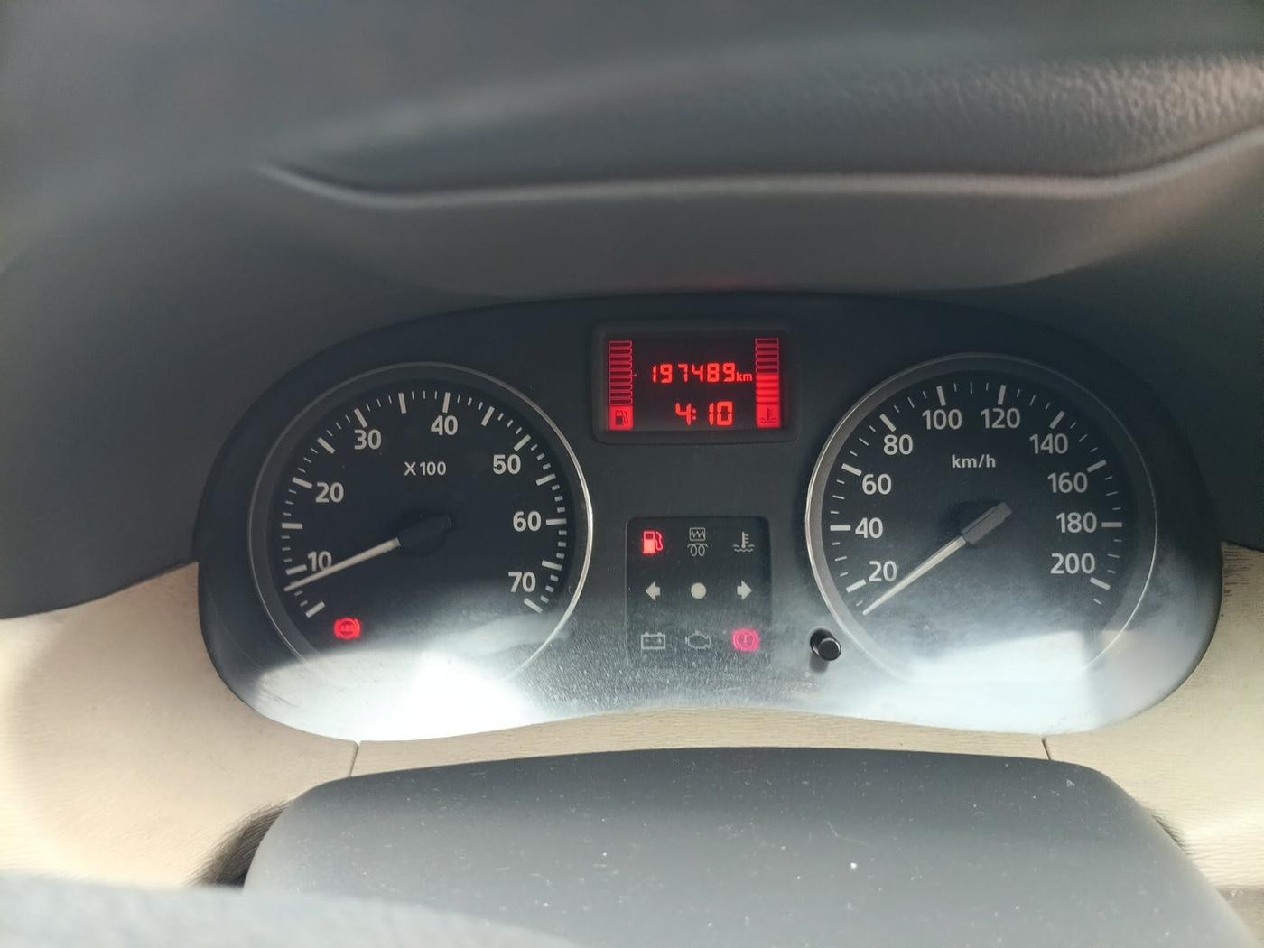 2013 Nissan Terrano XL D PLUS, Diesel, Manual, 1,97,489 km, interior