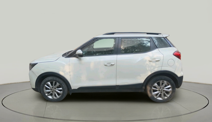 2022 Mahindra XUV300 W8 1.5 DIESEL, Diesel, Manual, 46,278 km, exterior