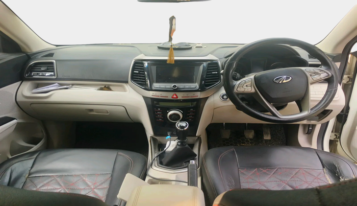 2022 Mahindra XUV300 W8 1.5 DIESEL, Diesel, Manual, 46,278 km, interior