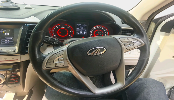 2022 Mahindra XUV300 W8 1.5 DIESEL, Diesel, Manual, 46,278 km, interior