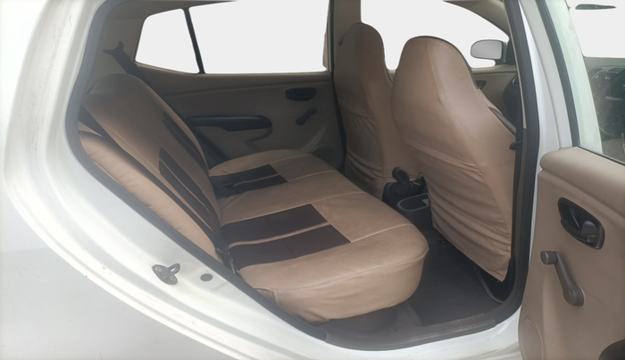 2013 Hyundai i10 ERA 1.1, Petrol, Manual, 27,987 km, interior
