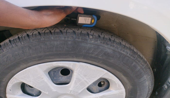 2014 Maruti Ritz VXI, Petrol, Manual, 45,390 km, tyre