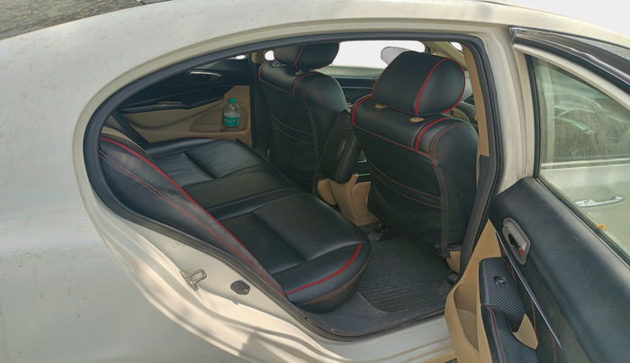 2010 Honda Civic 1.8L I-VTEC V MT, Petrol, Manual, 1,32,652 km, interior