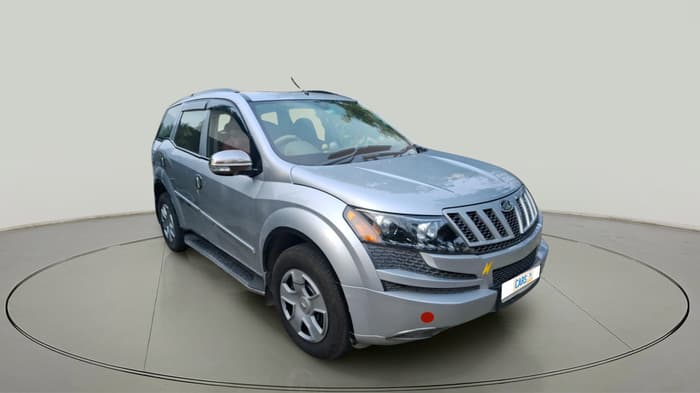 2015 Mahindra XUV500 W4, Diesel, Manual, 92,350 km, exterior