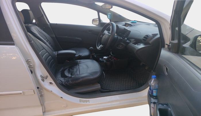 2011 Chevrolet Beat LS PETROL, Petrol, Manual, 1,07,729 km, interior