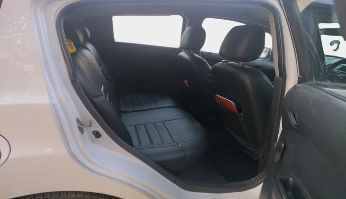 2011 Chevrolet Beat LS PETROL, Petrol, Manual, 1,07,729 km, interior