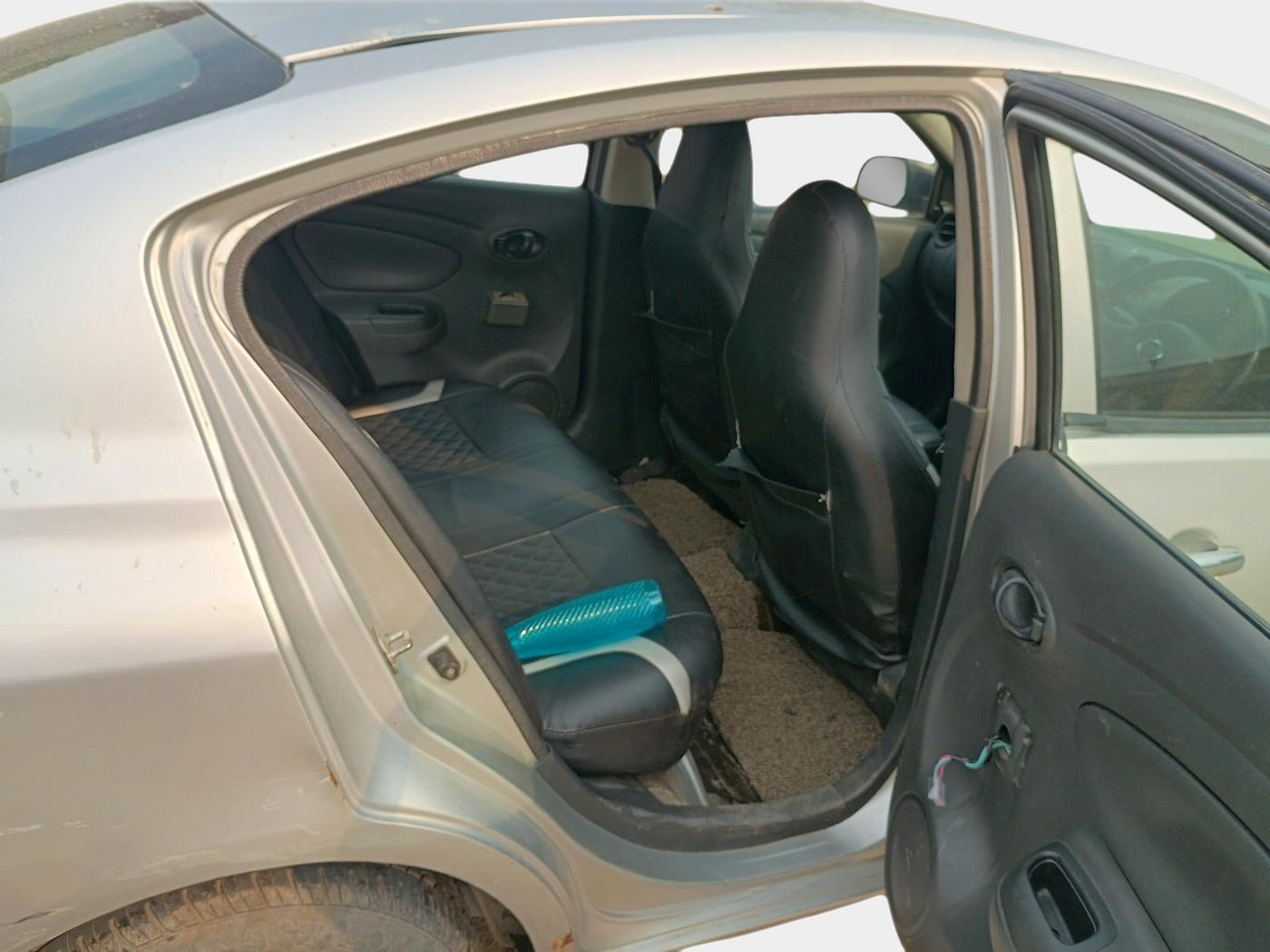 2011 Nissan Sunny XE, Petrol, Manual, 63,463 km, interior