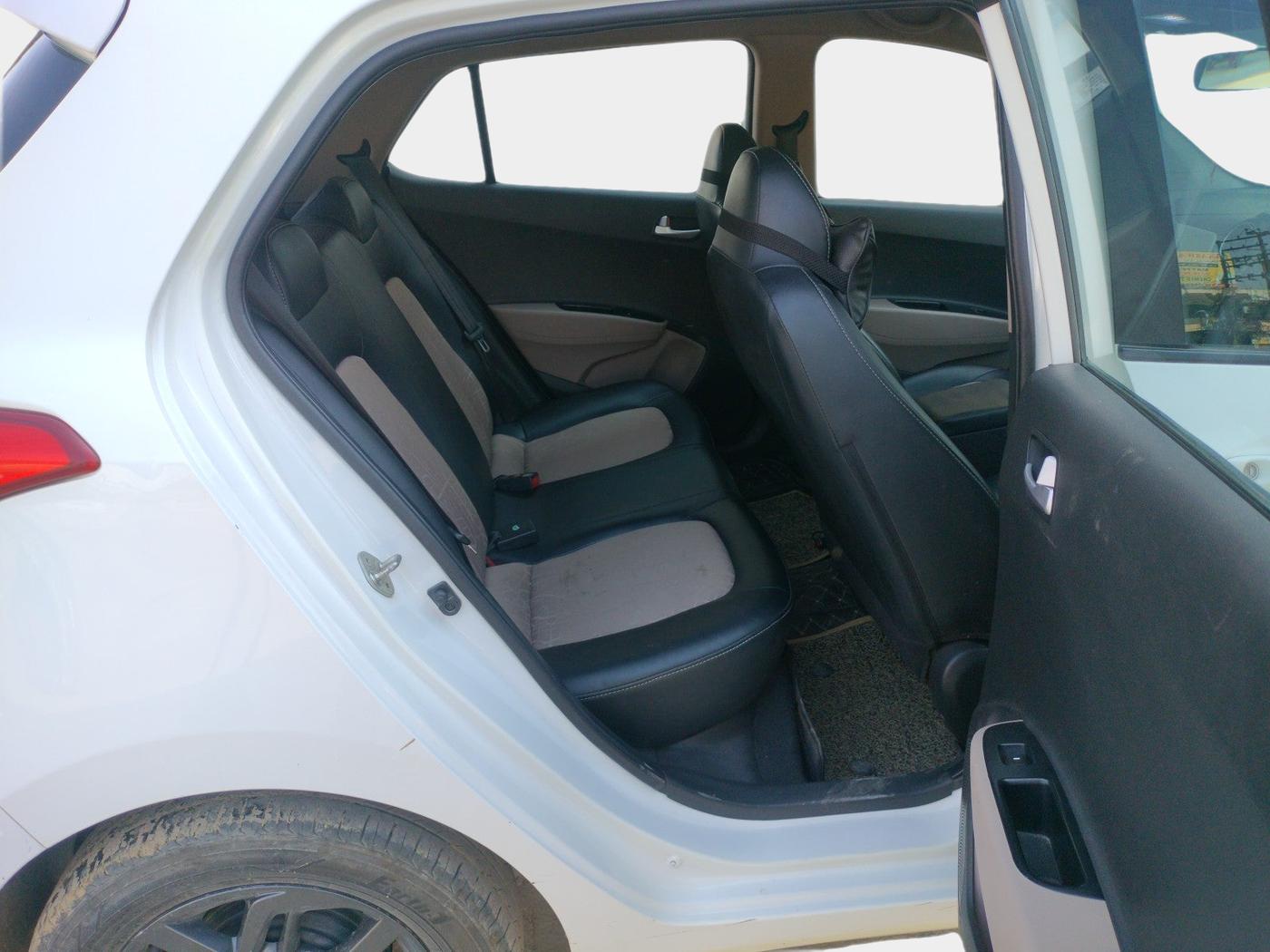 2019 Hyundai Grand i10 SPORTZ 1.2 KAPPA VTVT, Petrol, Manual, 74,586 km, interior
