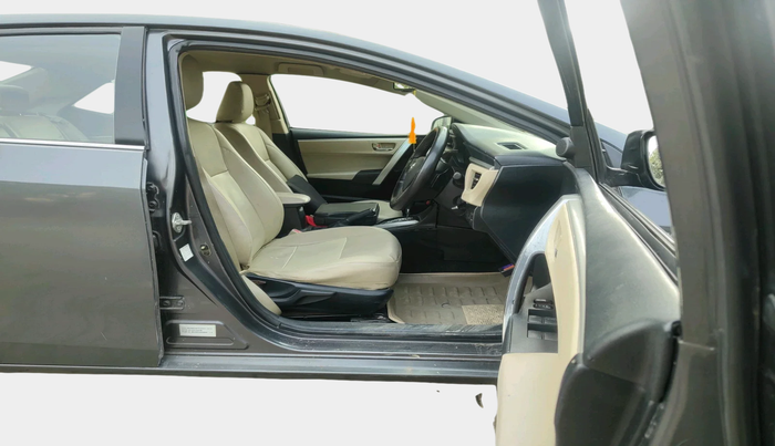 2015 Toyota Corolla Altis G CVT PETROL, Petrol, Automatic, 74,589 km, interior