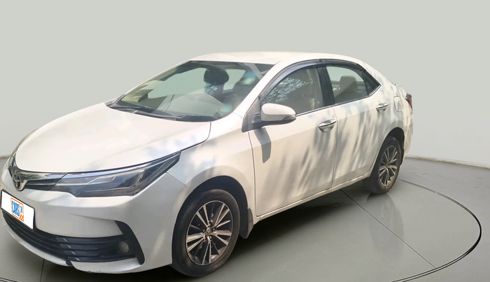 2017 Toyota Corolla Altis GL PETROL, Petrol, Manual, 1,18,245 km, exterior