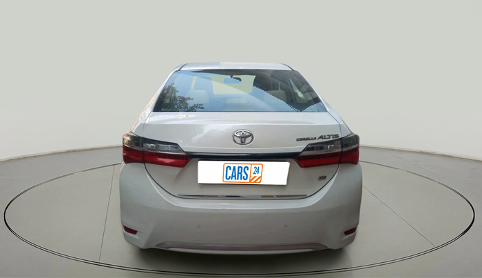 2017 Toyota Corolla Altis GL PETROL, Petrol, Manual, 1,18,245 km, exterior