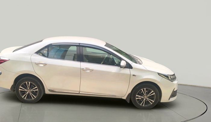 2017 Toyota Corolla Altis GL PETROL, Petrol, Manual, 1,18,245 km, exterior