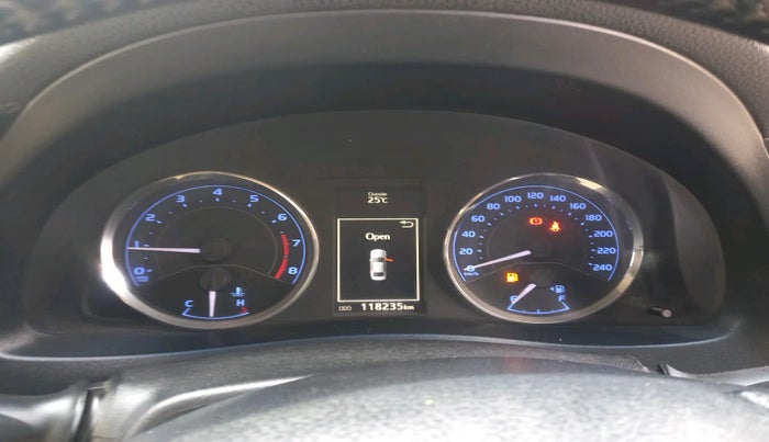 2017 Toyota Corolla Altis GL PETROL, Petrol, Manual, 1,18,245 km, interior