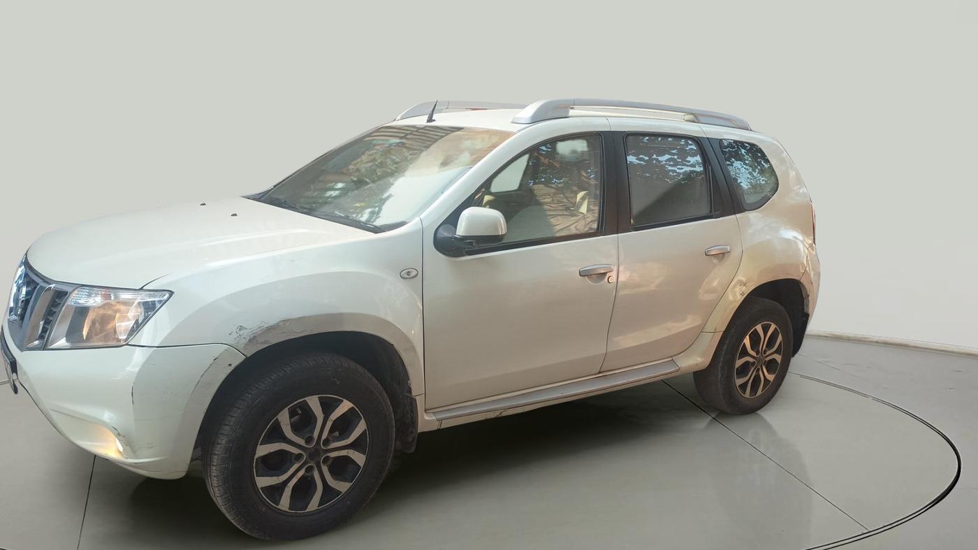 2015 Nissan Terrano XV D THP 110 PS, Diesel, Manual, 1,00,268 km, exterior