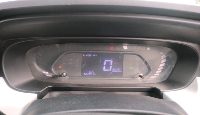 2023 Tata PUNCH ACCOMPLISHED DAZZLE SUNROOF CNG MT, Petrol, Manual, 65,391 km, interior