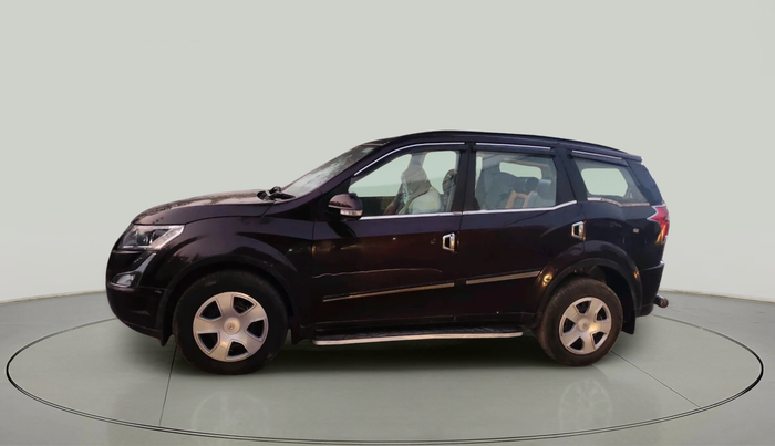 2018 Mahindra XUV500 W7, Diesel, Manual, 85,933 km, exterior