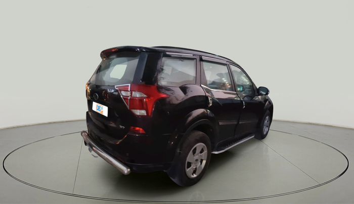 2018 Mahindra XUV500 W7, Diesel, Manual, 85,933 km, exterior