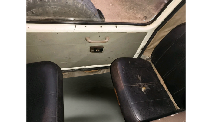 2013 Mahindra Bolero SLX BS IV, Diesel, Manual, 92,293 km, interior