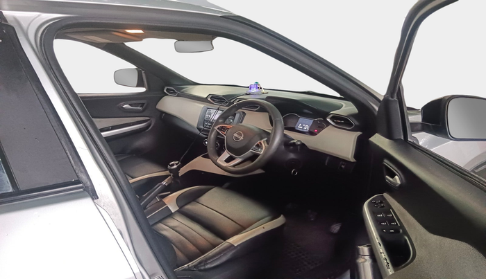 2022 Nissan MAGNITE XL, Petrol, Manual, 45,118 km, interior