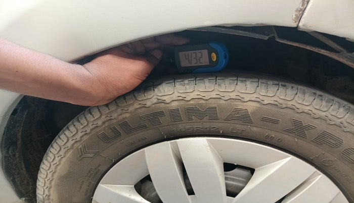 2013 Maruti Alto 800 VXI, Petrol, Manual, 1,36,342 km, tyre