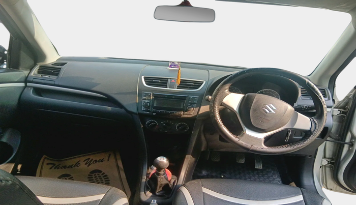 2017 Maruti Swift VXI, Petrol, Manual, 33,273 km, interior