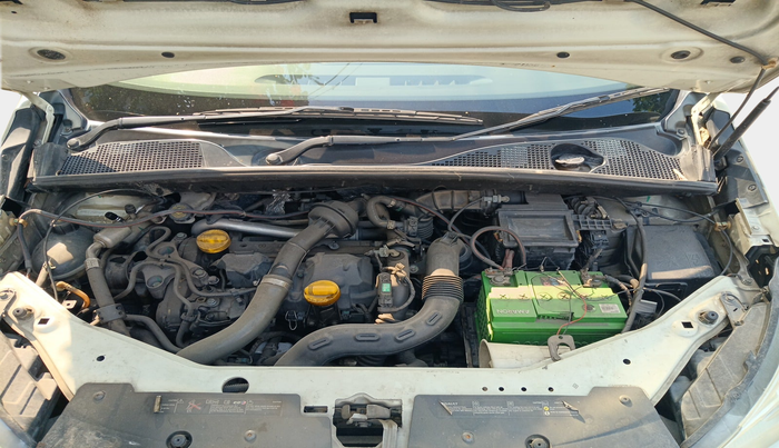 2016 Renault Lodgy 85 PS RXL, Diesel, Manual, 1,76,607 km, exterior